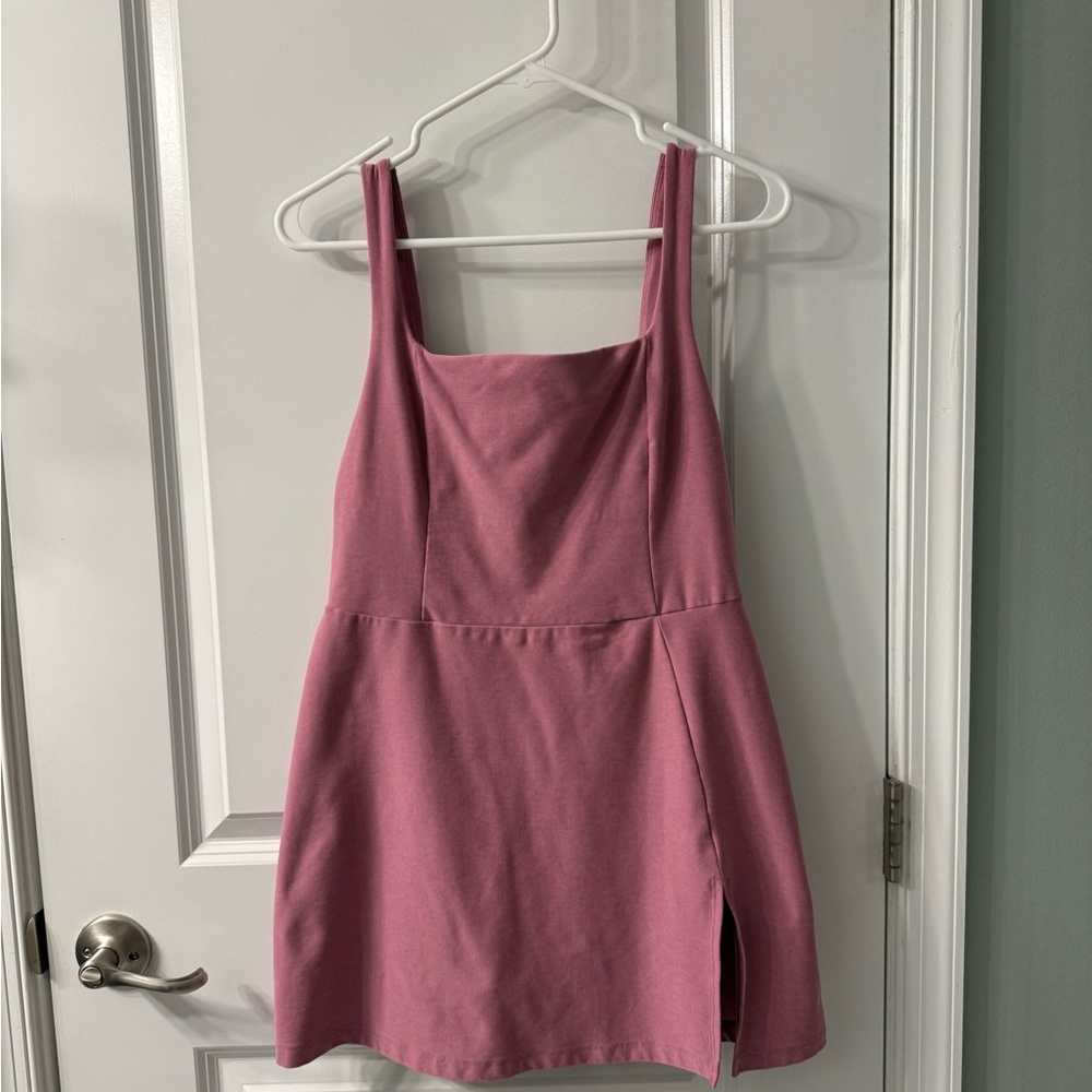 Beyond Yoga Mauve / pink athleisure dress
